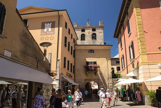 la Torre dell'Orologio di Garda