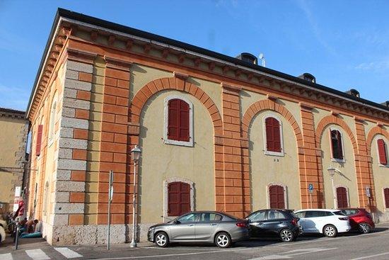 Caserma d'Artiglieria di Porta Verona